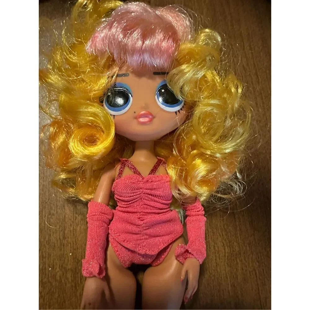LOL Surprise OMG Movie Magic Studios 9 inch Fashion Doll Used